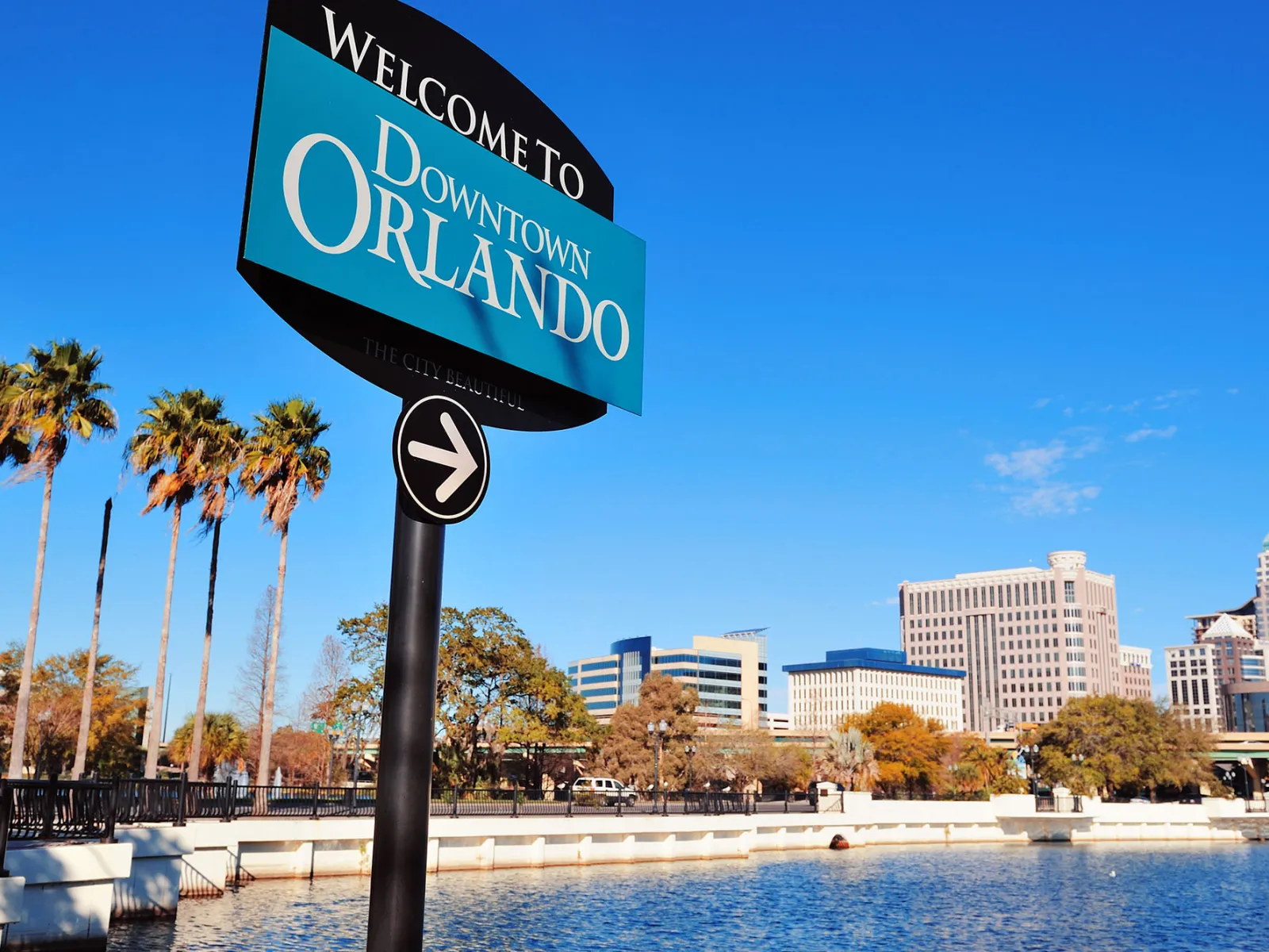 Welcome to Downtown Orlando sign