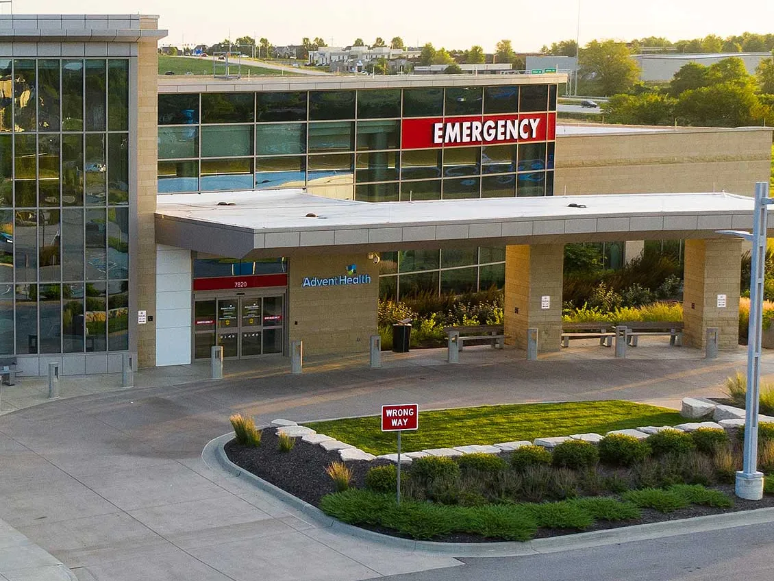 AdventHealthSouth Overland's emergency entrance