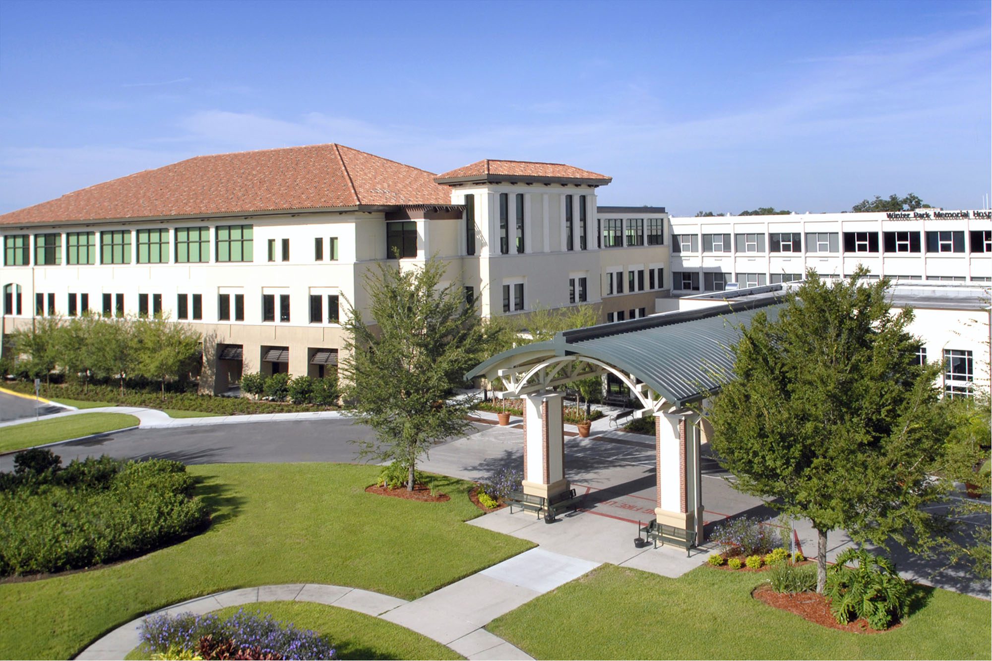 Exterior of Winter Park Memorial Hospital building.
